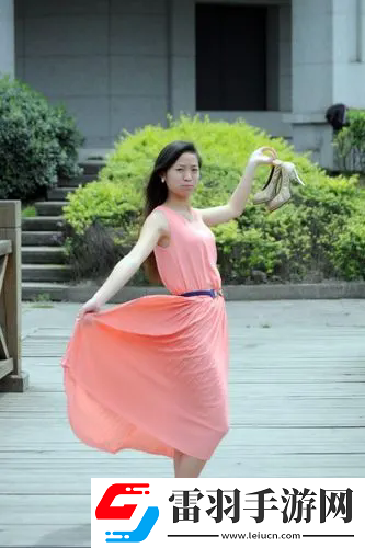 甘雨大戰(zhàn)史萊姆原版網(wǎng)站：原版網(wǎng)站熱潮再現(xiàn)游戲魅力，為玩家?guī)砹素S富的游戲體驗(yàn)！