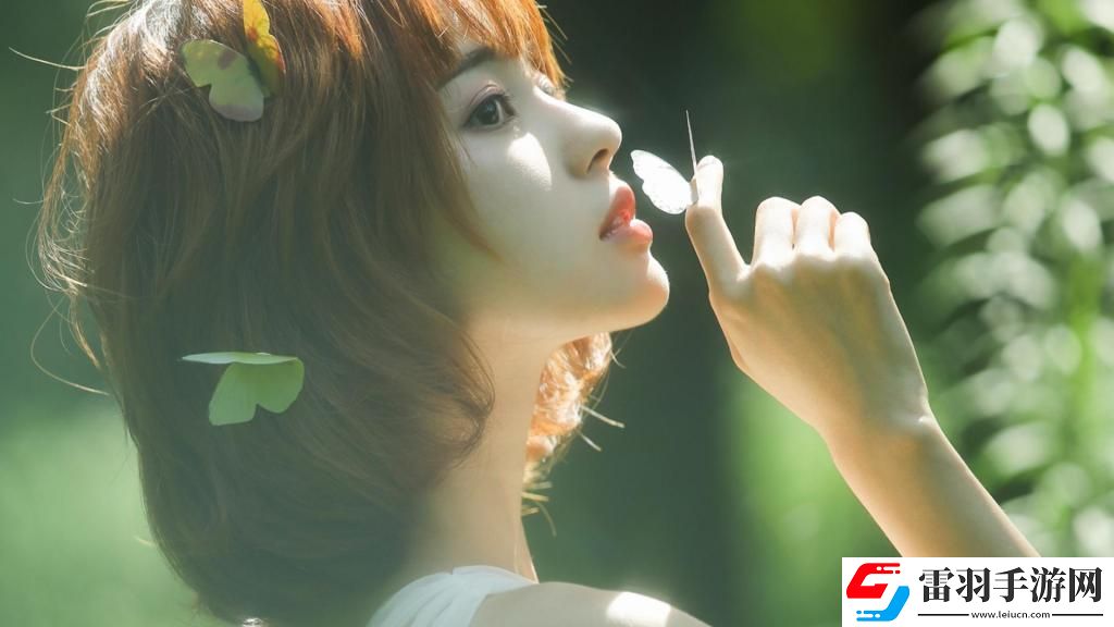 游泳館里的兩個教練孟月月：親密無間——教練間的默契與挑戰(zhàn)！