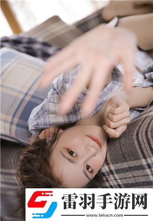 老阿姨嗶哩嗶哩b站肉片入口視頻片段點擊量破億