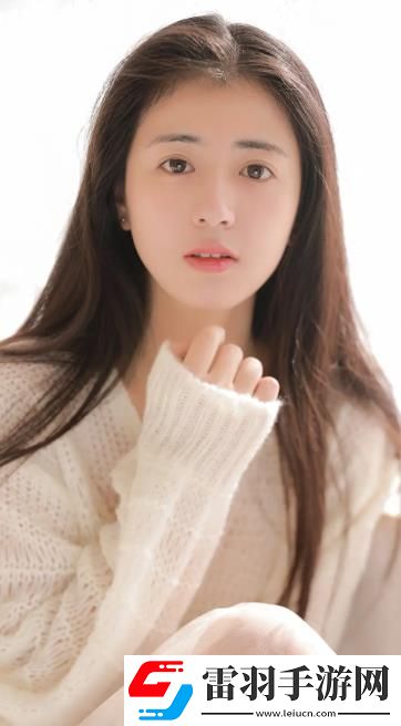 雙龍入戶的感受:如何通過藝術手法展現雙龍入戶的壯麗場景!