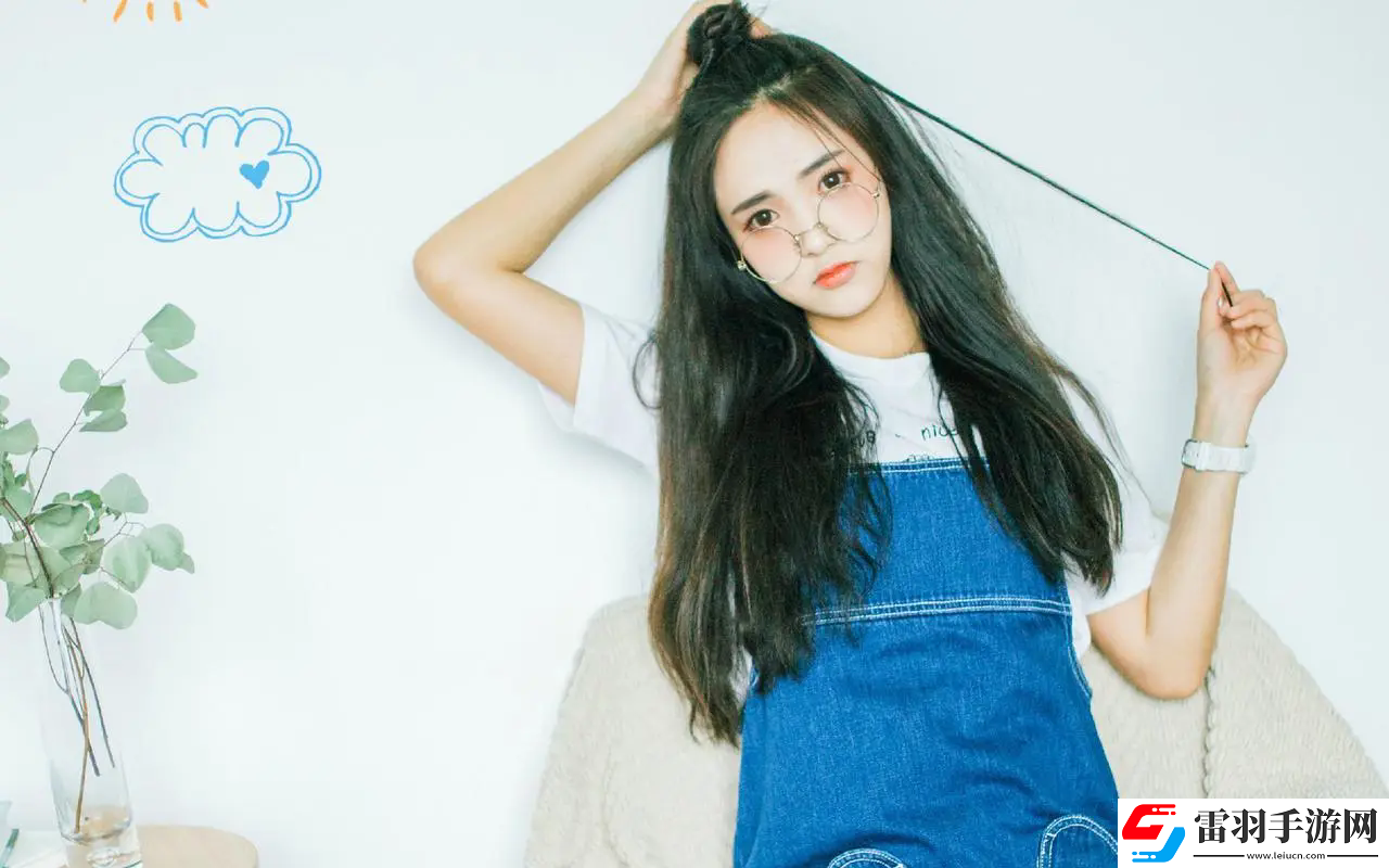 一前一后三個人一起騎自行車：家庭出游新潮流，環保又健康的親子時光！