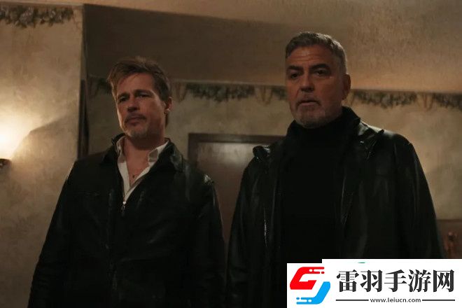 劍拔弩張=打情罵俏！皮特×克魯尼主演的雙狼曝海報(bào)