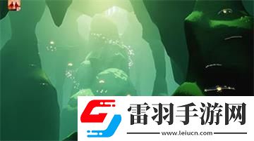 光遇官服和渠道服能一起玩嗎