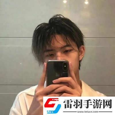 ins風(fēng)超拽帥氣男生頭像2021氣場(chǎng)相合的兩個(gè)人發(fā)自內(nèi)心的互相吸引