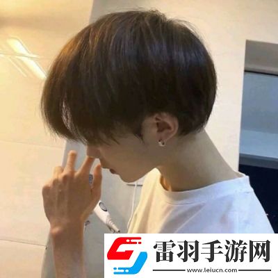 ins風(fēng)超拽帥氣男生頭像2021氣場(chǎng)相合的兩個(gè)人發(fā)自內(nèi)心的互相吸引