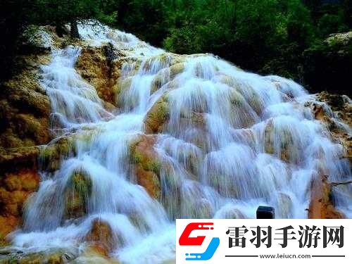 黃龍直搗溪水潺潺之美景奇觀