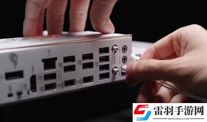 華碩X870E、X870系列主板全競化讓裝機更簡單