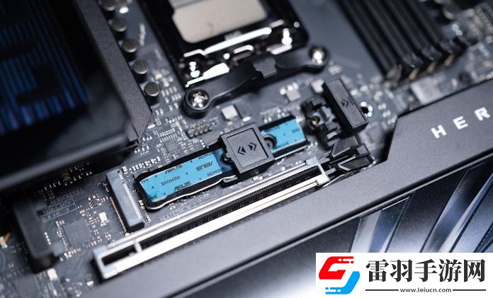 華碩X870E、X870系列主板全競化讓裝機更簡單