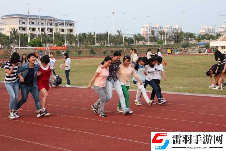 超級凌亂的校園運動會