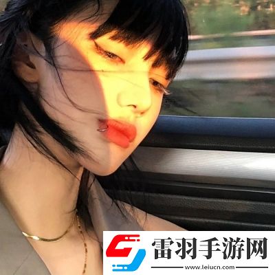 甜甜的又很酷酷的美女微信頭像很干凈又很好看的酷酷的美女