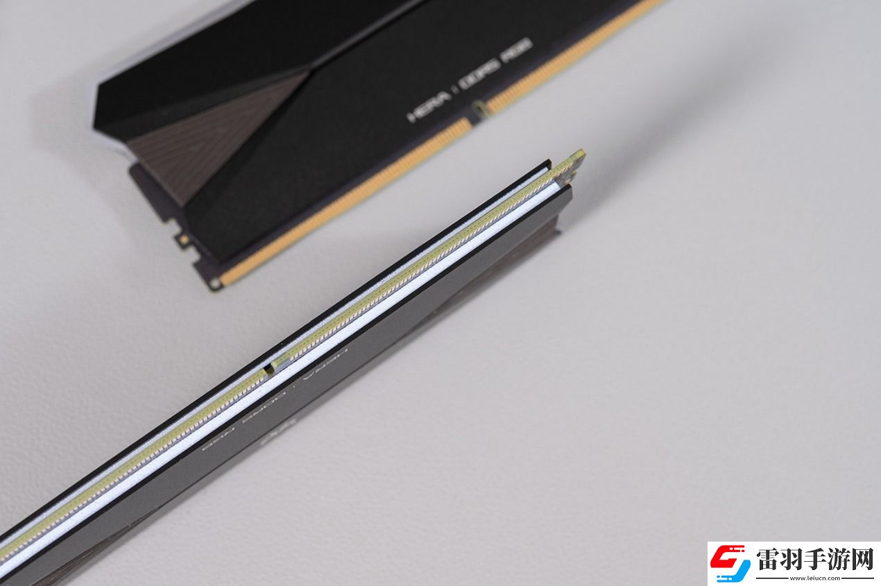 宏碁掠奪者HERADDR5