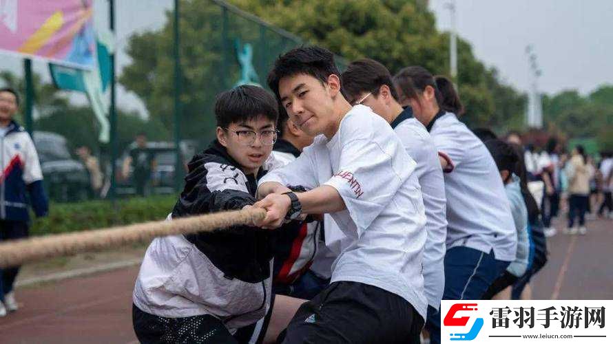 新書超級(jí)凌亂的校園運(yùn)動(dòng)會(huì)