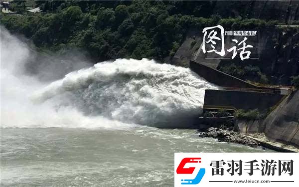 抱著邊走邊撞水流了一地的體驗