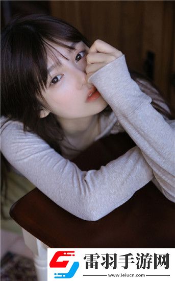 沒帶套子讓他c了一整天豪華版