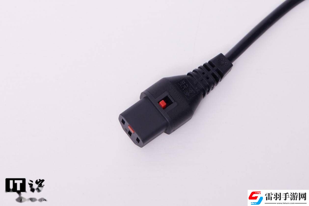 雷神黑武士Shark游戲主機